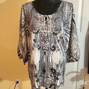 Live and Let Live Monochrome Paisley Blouse